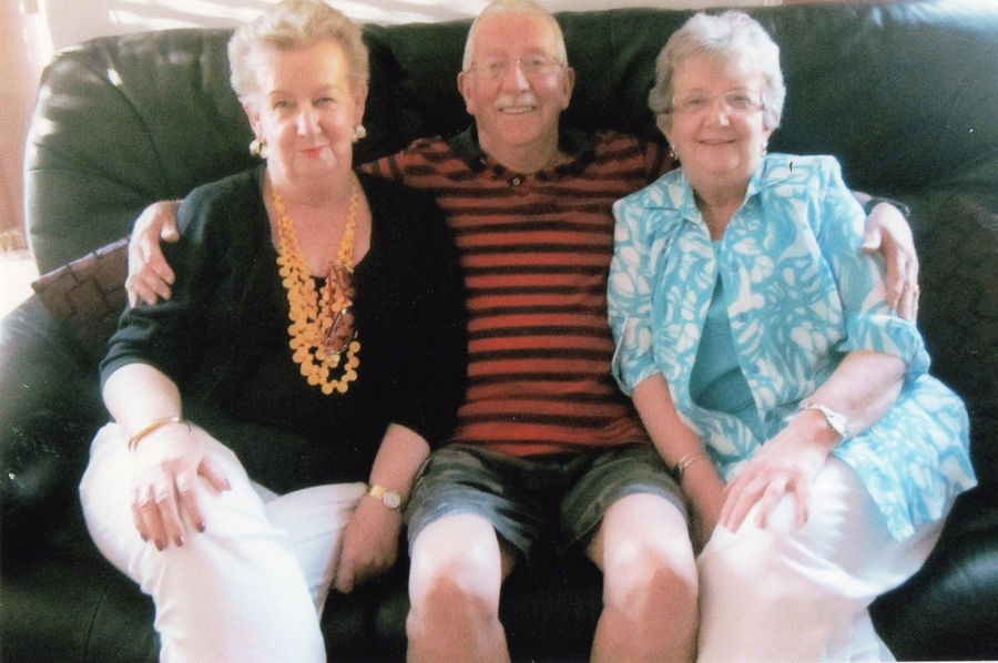 Jan, Peter and Karen Christmas in Adelaide December 2014